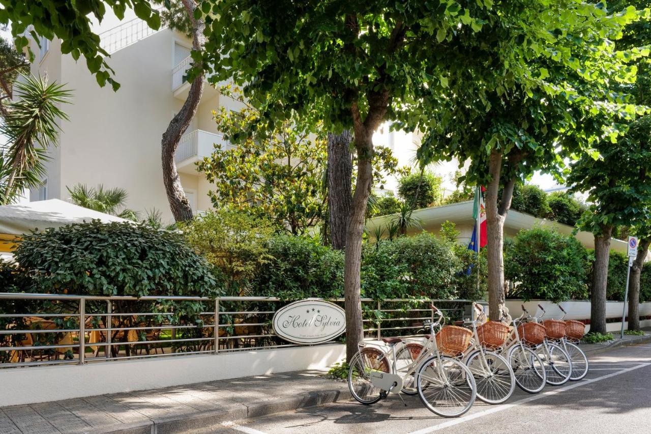 Hotel Sylvia Lido di Camaiore Kültér fotó