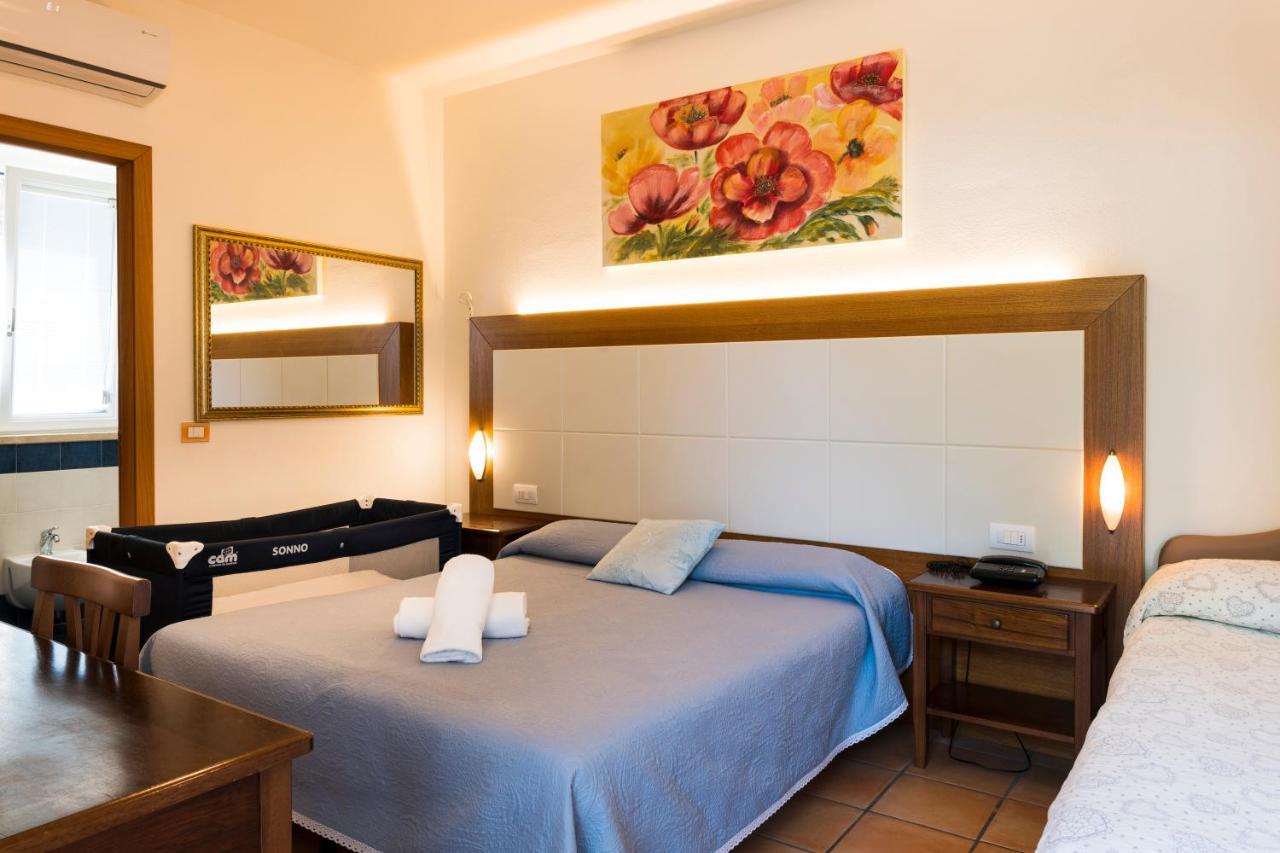 Hotel Sylvia Lido di Camaiore Kültér fotó